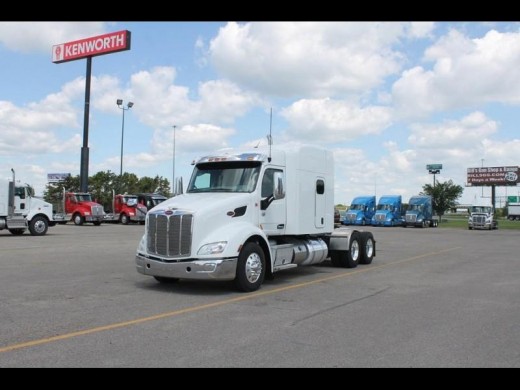 2017 Peterbilt 359