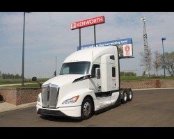 2024 Kenworth T680