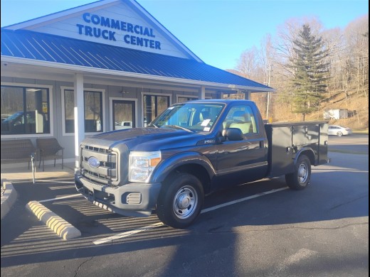 2016 Ford F250 Utility Truck