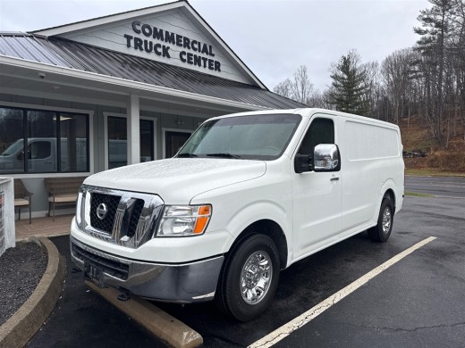 2017 Nissan Nv Cargo 3500 Hd Sl Standard  Roof